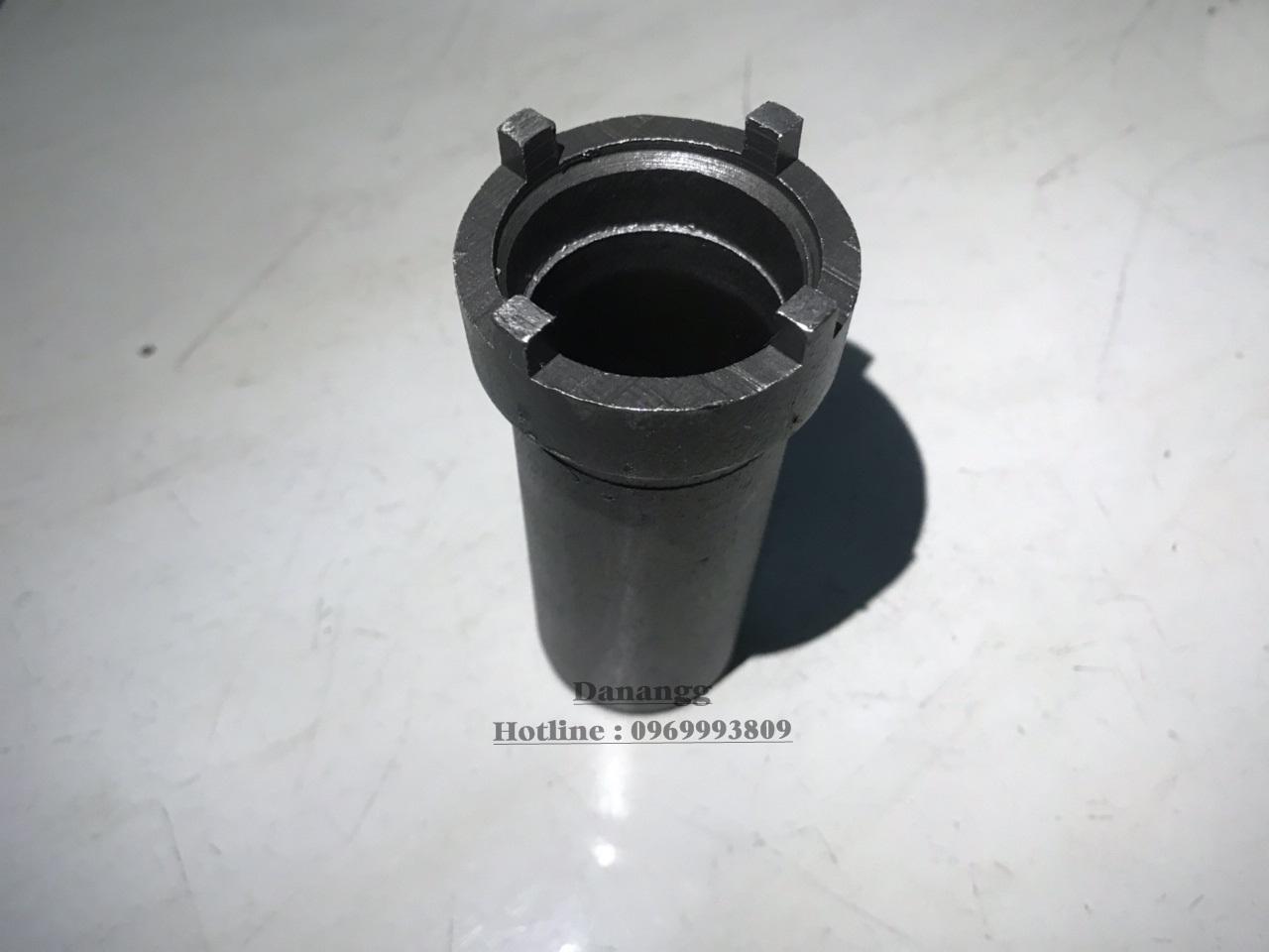 Đầu tuýp 4 chấu làm cổ phốt xe máy