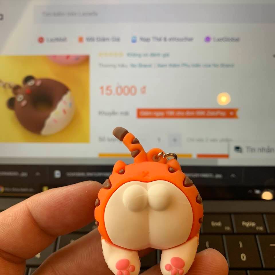 Móc khóa mông mèo cam