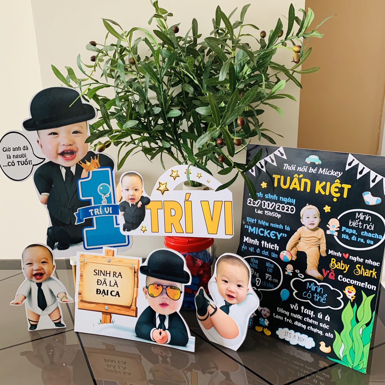 Combo chibi trang trí sinh nhật bé trai bé gái (Ảnh combo chỉ mang tính chất minh hoạ)