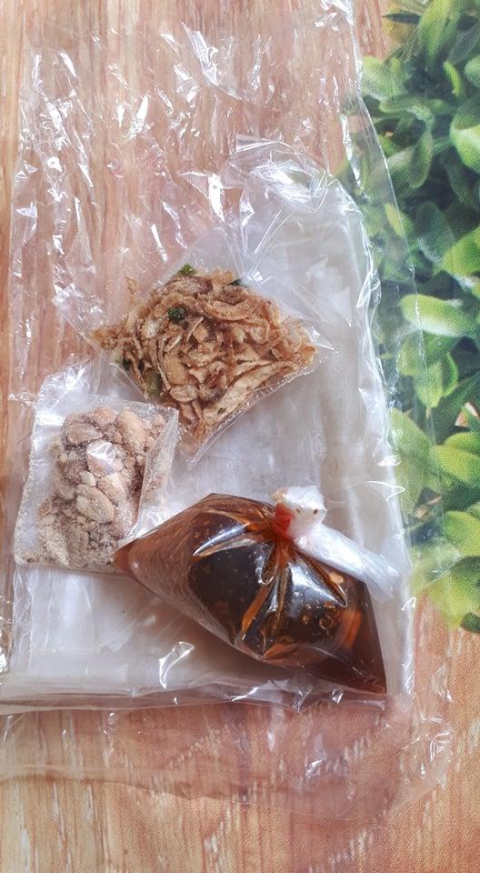 Combo 15 bịch bánh tráng mắm me cực ngon!!!