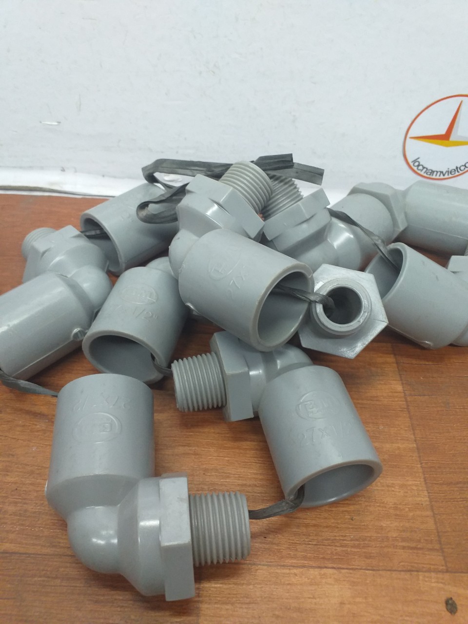 Phụ kiện 27 nhựa PVC Bình Minh( Co, nối, tê, lơi, ... )
