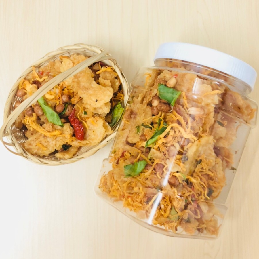 1kg Cơm cháy mắm hành lắc Khô gà loại ngon (2 hũ 500gram)