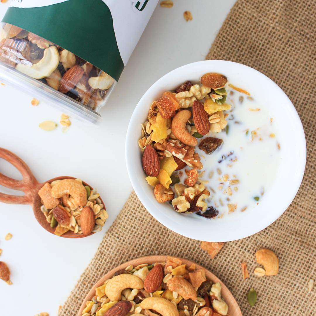 Granola Nhiều Hạt Cao Cấp - Granola Siêu Hạt (5% yến mạch)