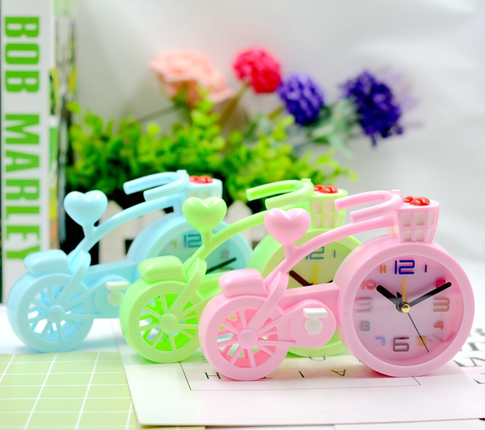 Đồng hồ báo thức để bàn xe đạp siêu kute Dma store