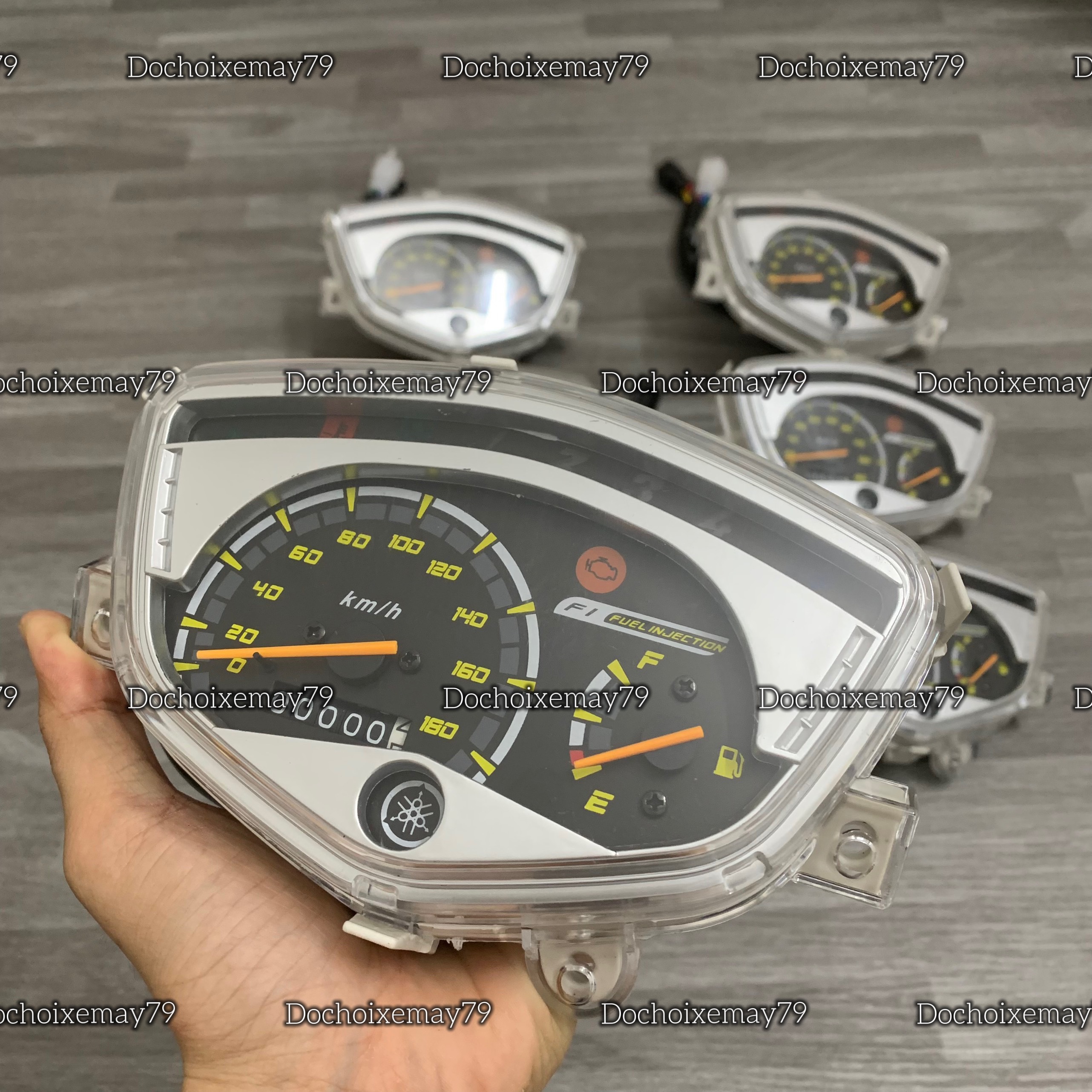 Đồng hồ Spark gắn sirius - exciter 2010 mặt kim vàng gắn như zin