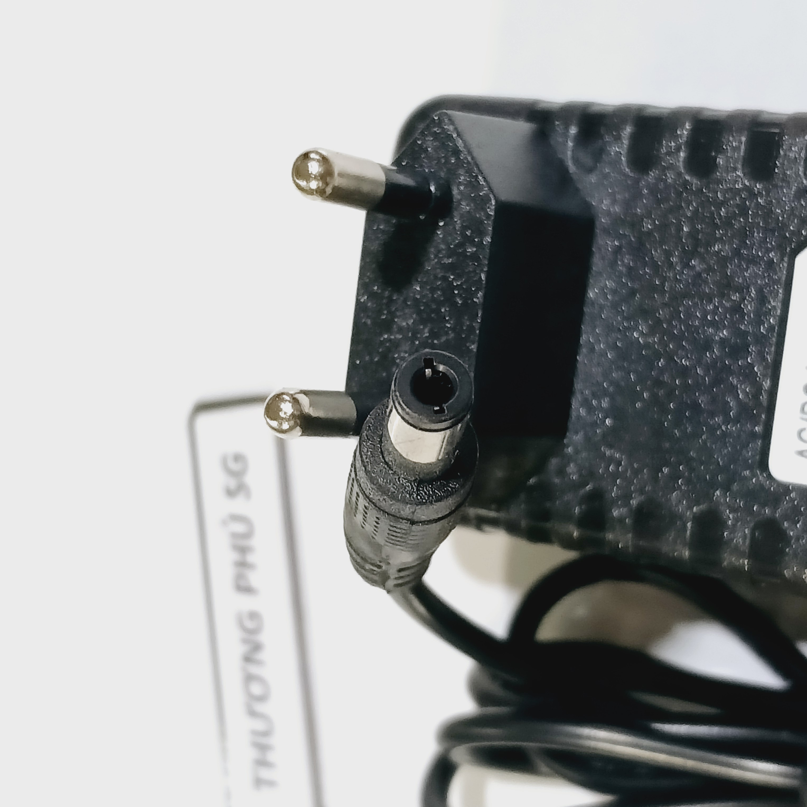 Nguồn Adapter DC 3.3V - 2A / Đầu cắm 5.5mm x 2.1mm