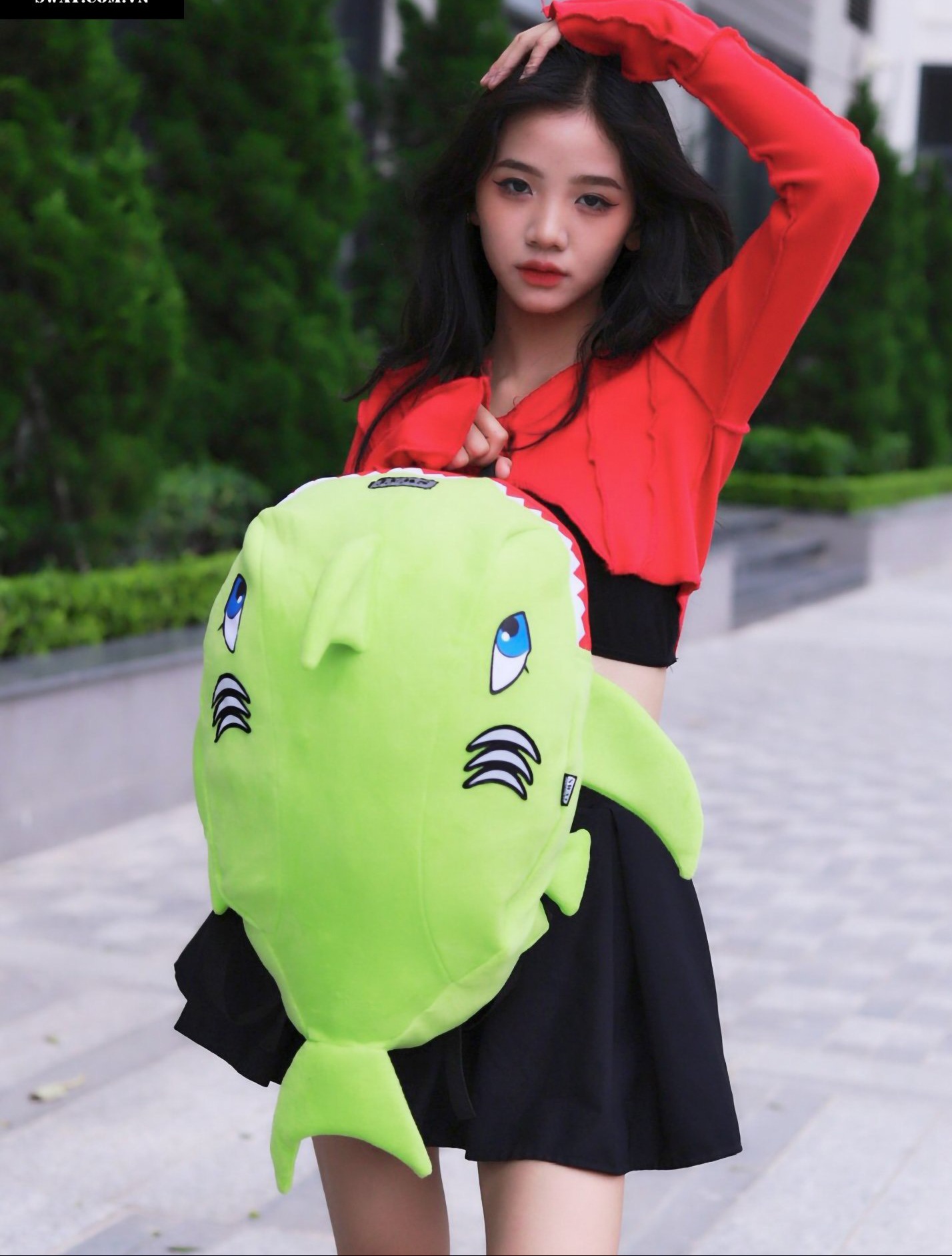 Balo cá mập nhung siêu dễ thương