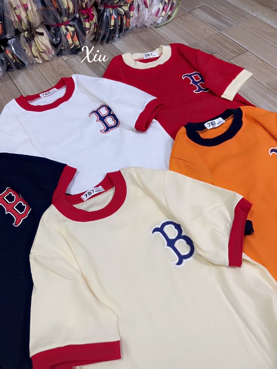 Áo thun Babytee dáng ôm phối viền chữ nổi ( Áo thun chữ B )