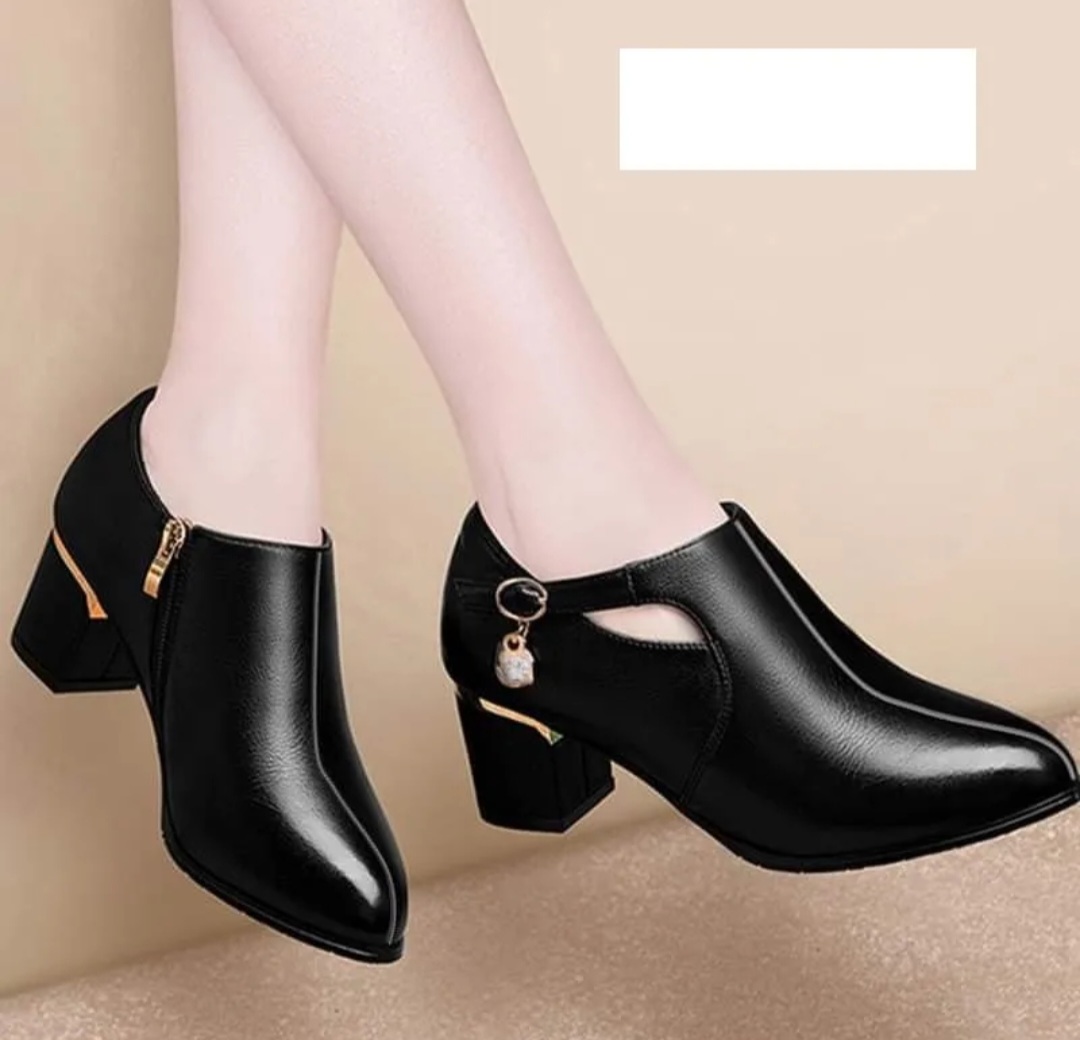 Giày boot nữ bán nguyệt GPSHOP2574