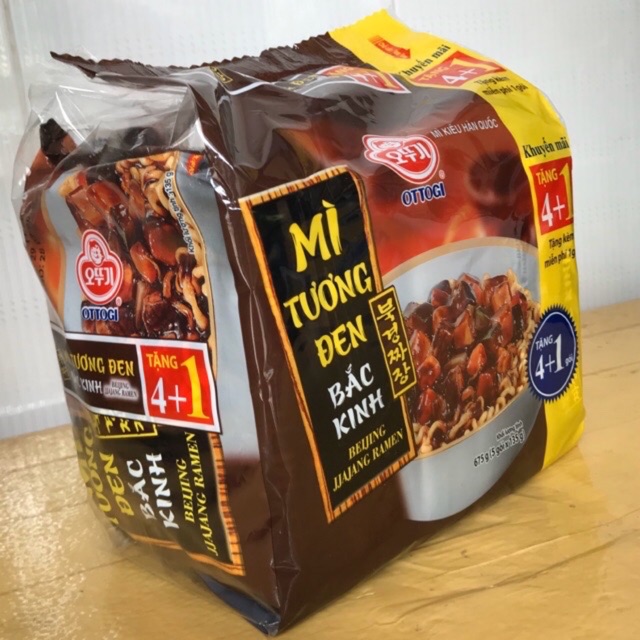 Lốc 5 gói mì tương đen Bắc Kinh Ottogi gói (5 GÓI X 135G)