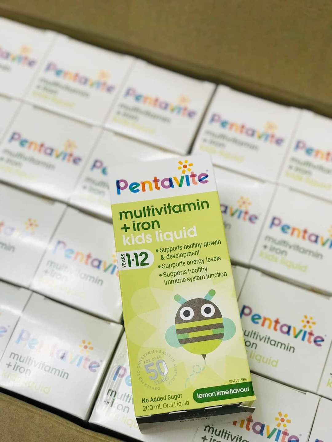 Siro Pentavite Multi Vitamin+ Iron-𝗩𝗶𝘁𝗮𝗺𝗶𝗻 𝘁𝗼̂̉𝗻𝗴 𝗵𝗼̛̣𝗽 𝘃𝗼̛́𝗶 𝗦𝗮̆́𝘁 𝗰𝗵𝗼 𝗯𝗲́ 𝘁𝘂̛̀ 𝟭 -𝟭𝟮 tuổi 200ml