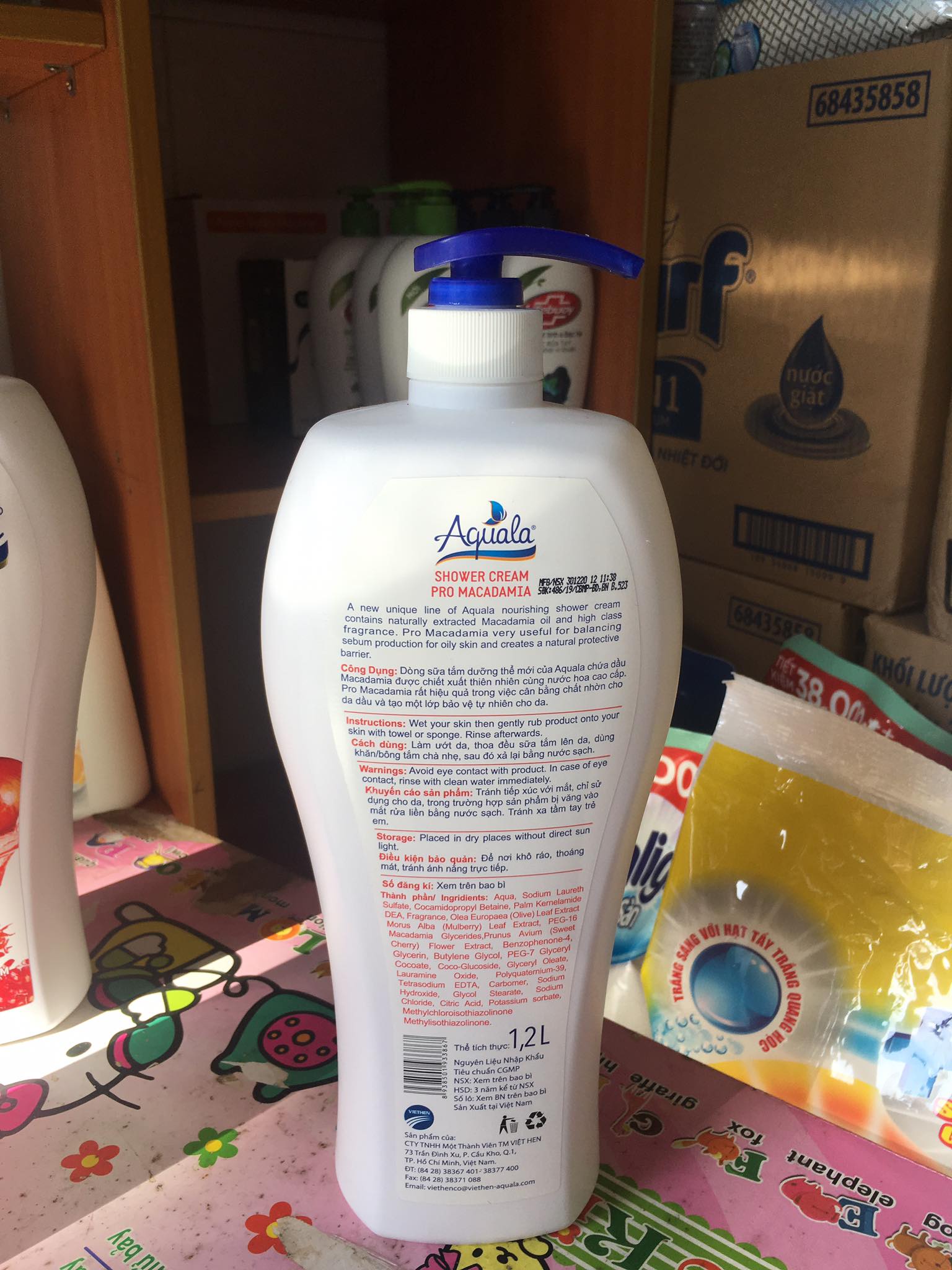Sữa tắm Aquala pro 1.2L