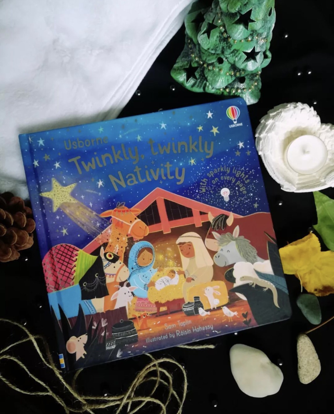 BOOKMEDI - Sách đèn The Twinkly Twinkly Nativity