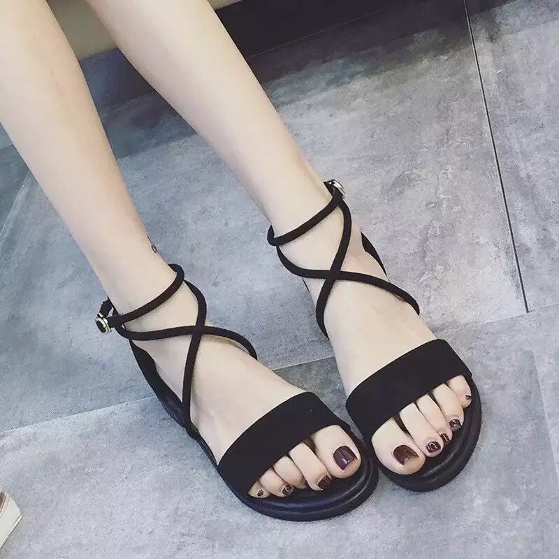 Women's Flat Sandals with Thin Straps and Round Straps Across the Feet - Db003
