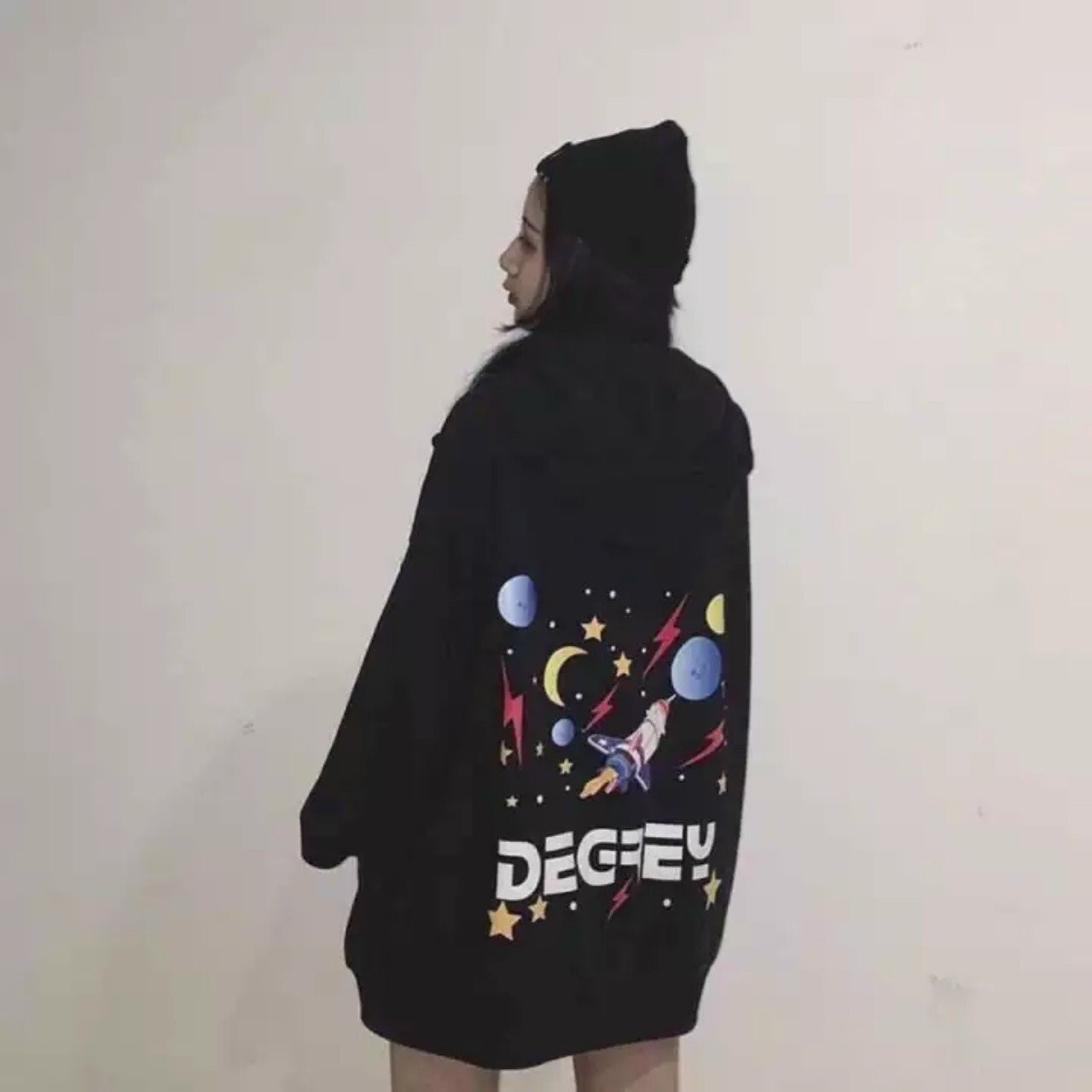 [HCM][HÌNH THẬT] ÁO SWEATER BASIC TAY DÀI - ÁO UNISEX TRƠN  ÁO KHOÁC UNISEX  ÁO KHOÁC Nỉ  ÁO KHOÁC HOODIE ÁO KHOÁC HOODIE NỮ  ÁO HOODIE ÁO CADIGAN MIX DEGREYIN DẢI NGÂN HÀ NGẦU SIÊU XINH BL