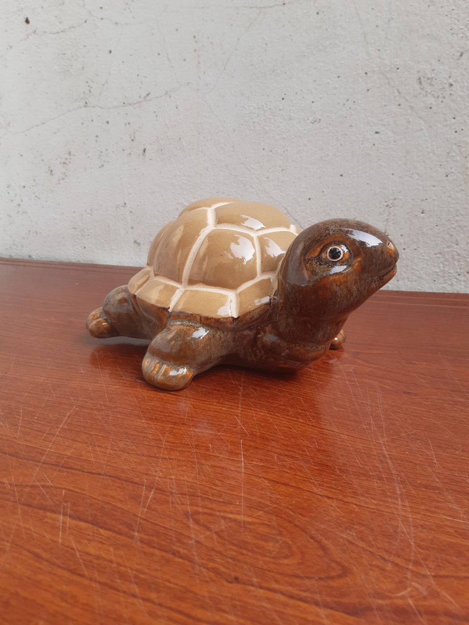 Gốm sứ rùa con men vàng cao 15 cm