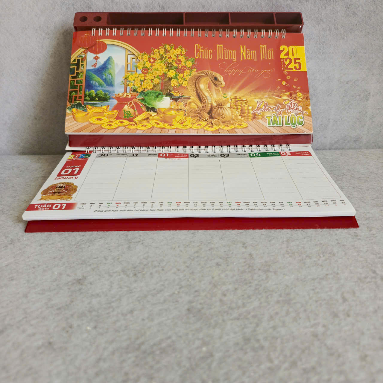 Lịch để bàn 2026 (13 x 28cm) đế nhựa