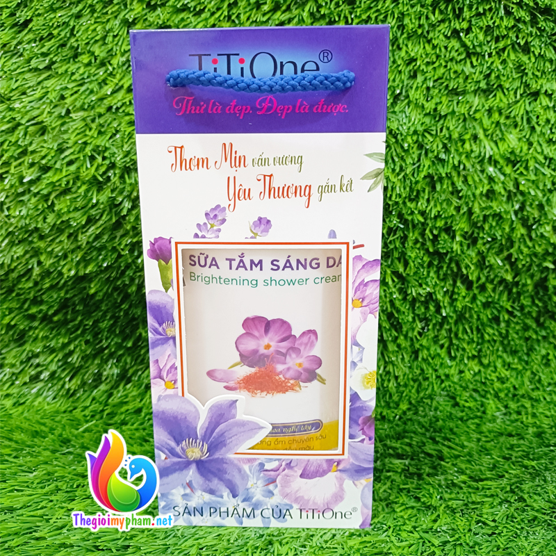 Sữa Tắm Trắng Da Titione 750g