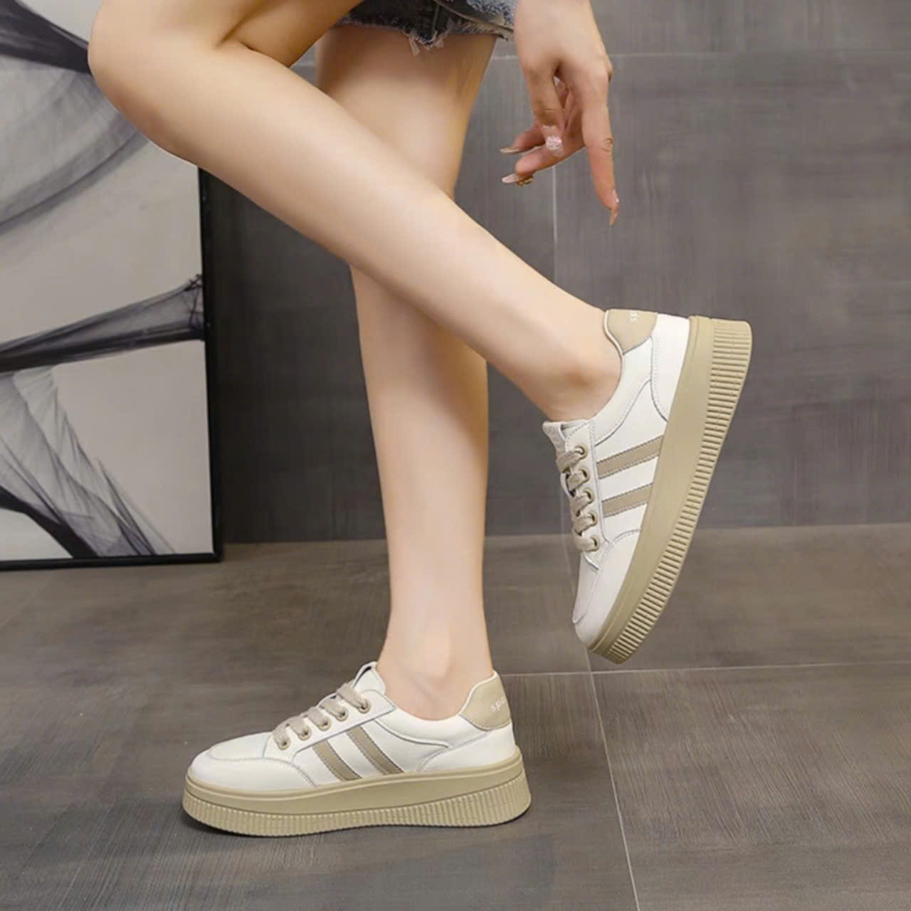 Giầy Thể Thao Nữ Độn Đế 5cm Hàng QCCC
