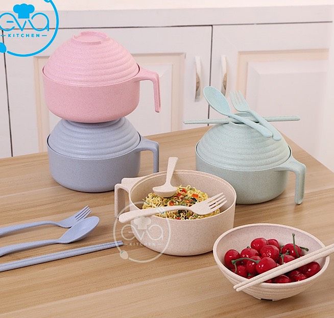 Bộ Ca Ăn Mì Lúa Mạch Có Nắp Tặng Kèm Đũa Muỗng Nĩa Tiện Lợi