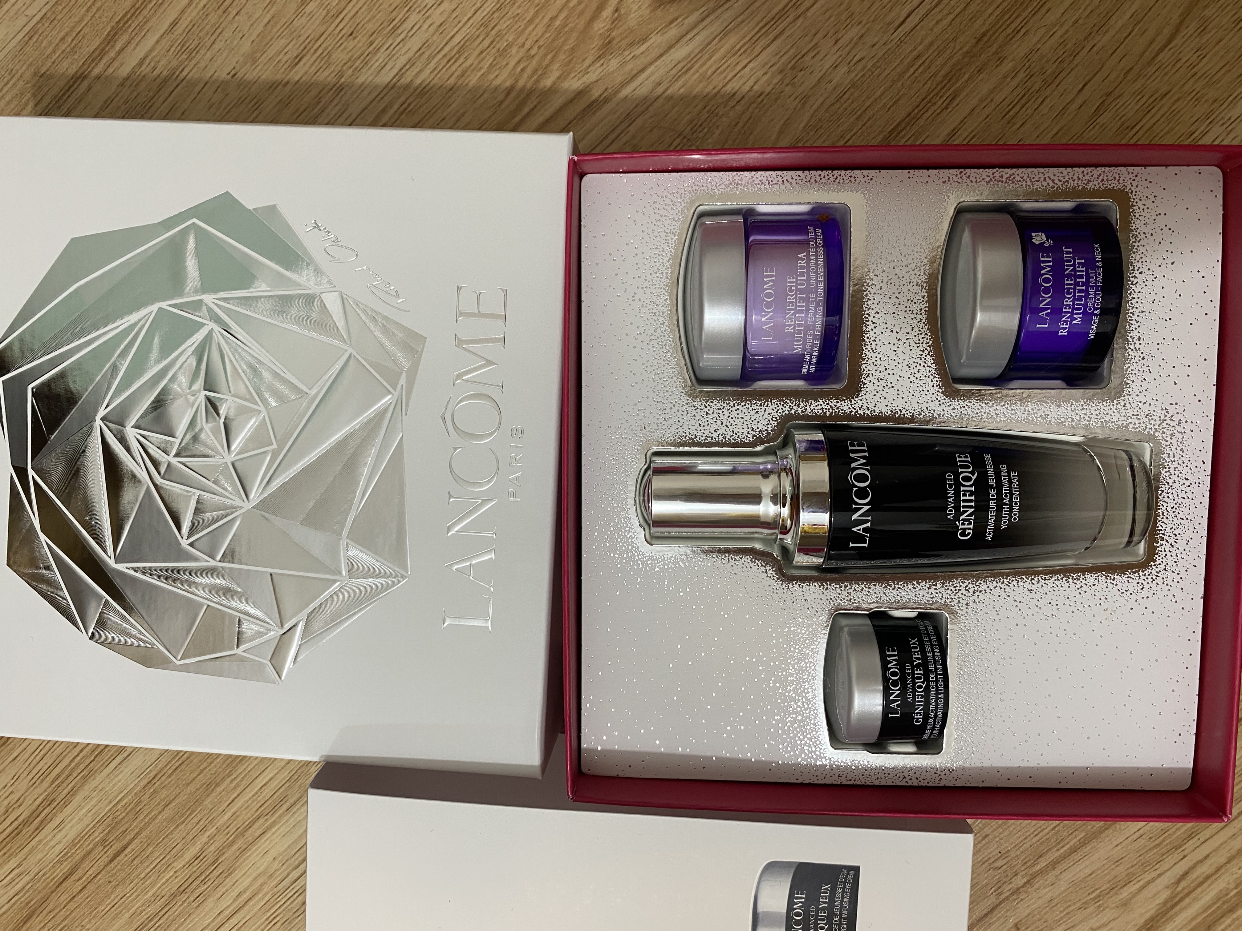 Set lancome genifique 50ml có tách set