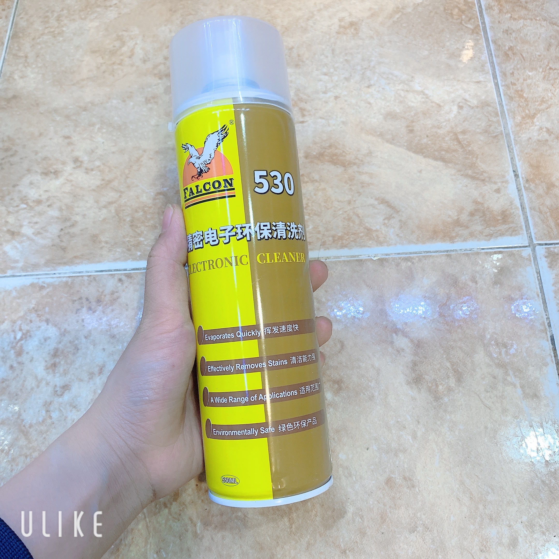 Chai xịt lau màn hình Falcon 530