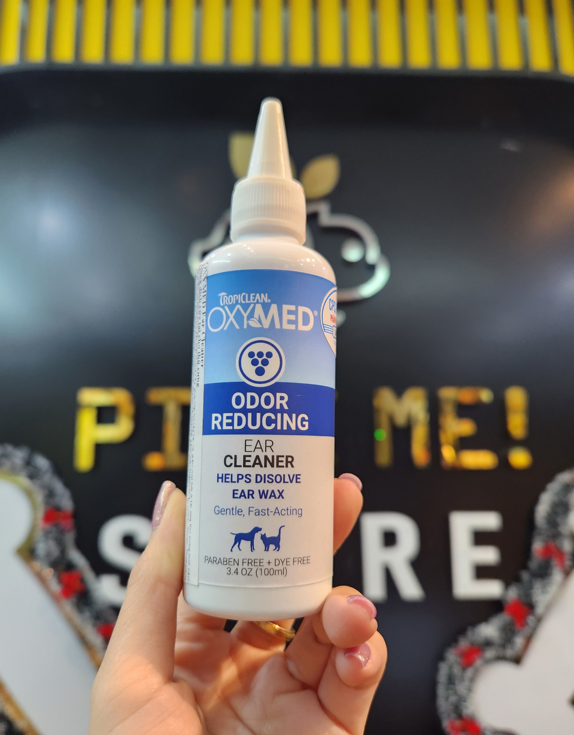 Dung Dịch Vệ Sinh Tai Chó Mèo Tropiclean Oxymed Ear Cleaner