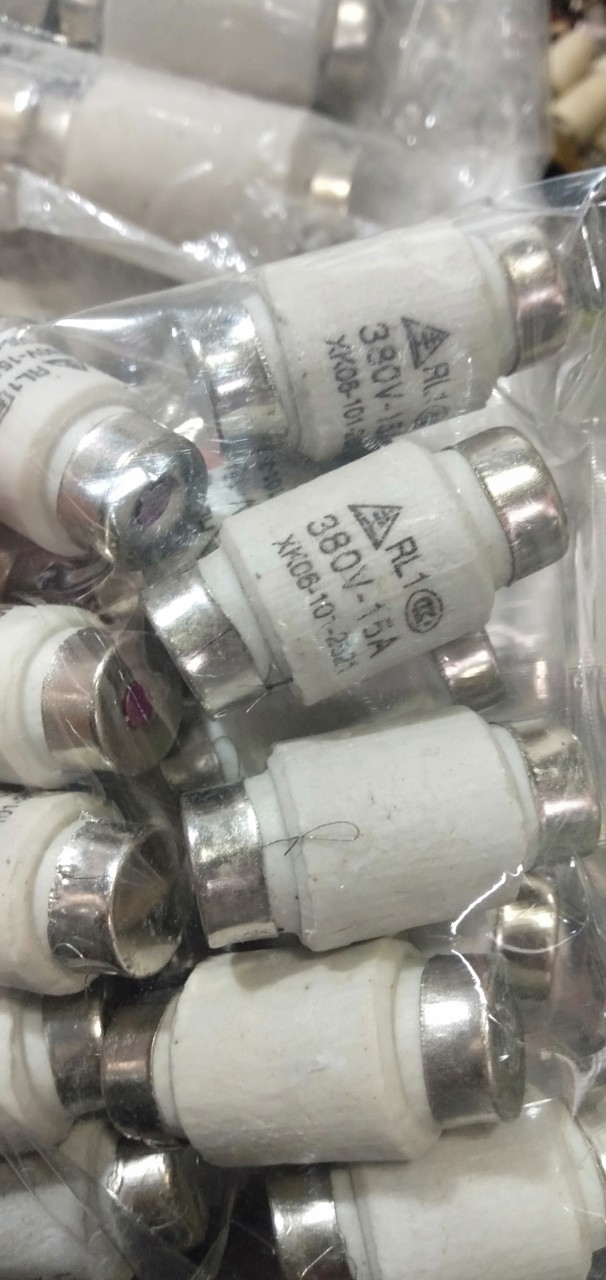 Cầu chì sứ 380V -15A combo 5