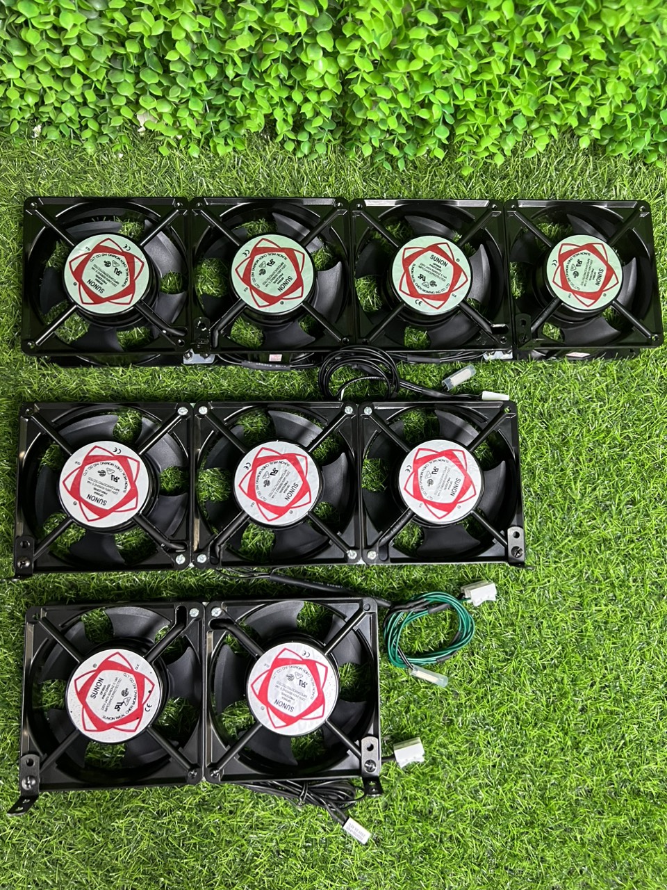 Quạt tản nhiệt Inverter (cảm biến tự động tắt mở theo nhiệt độ của inverter)