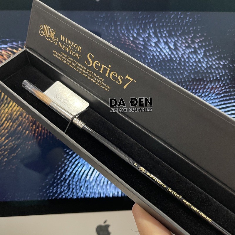 [HCM]Cọ Winsor Newton Series 7 Finest Kolinsky Size 7