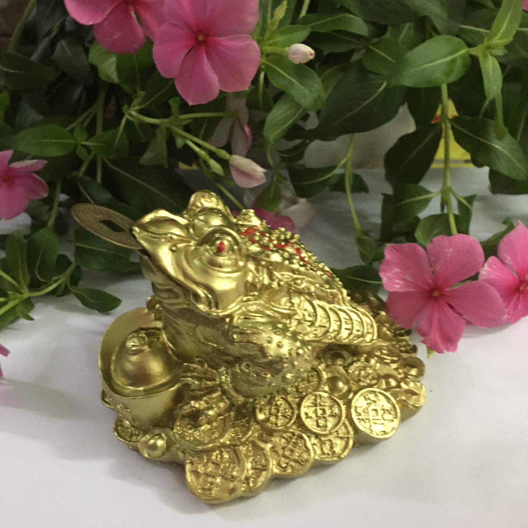 Tượng Thiềm thừ cóc ngậm tiền
