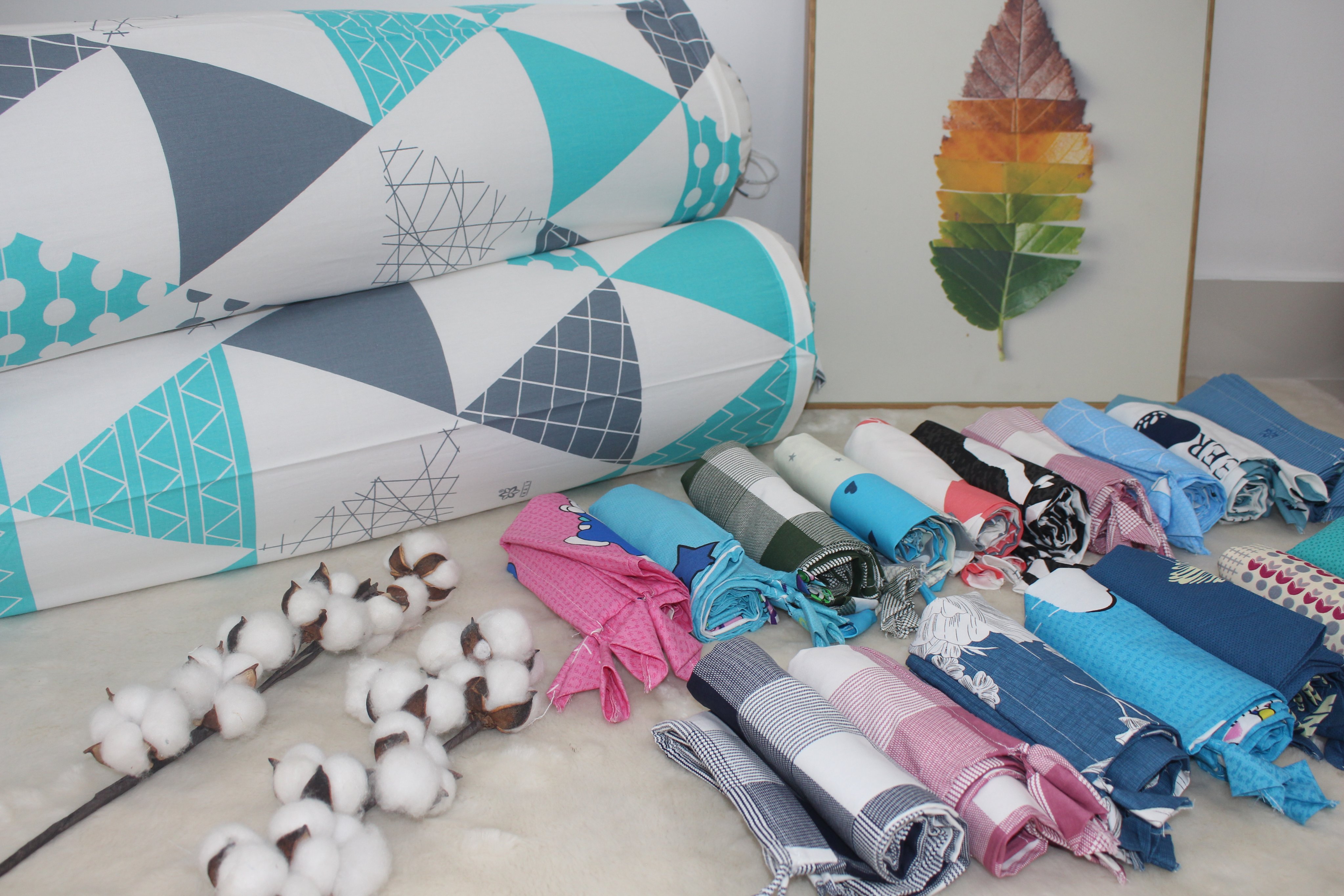 Vỏ Gối Ôm Cotton [MẪU NGẪU NHIÊN, KHÔNG CHỌN MẪU]