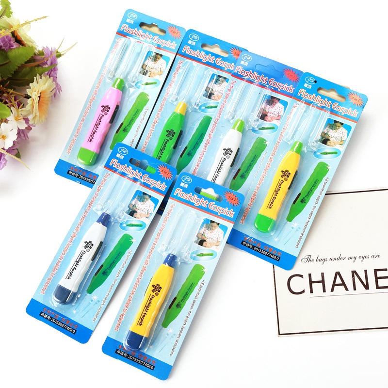 Dụng cụ lấy ráy tai thông minh (có đèn)