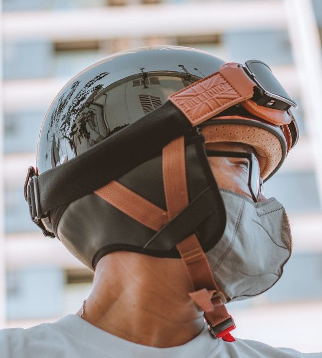 Kính Dây Gẵn Mũ Bảo Hiểm BULLDOG B9 (SP KHÔNG BAO GỒM MŨ) - Bikersaigon