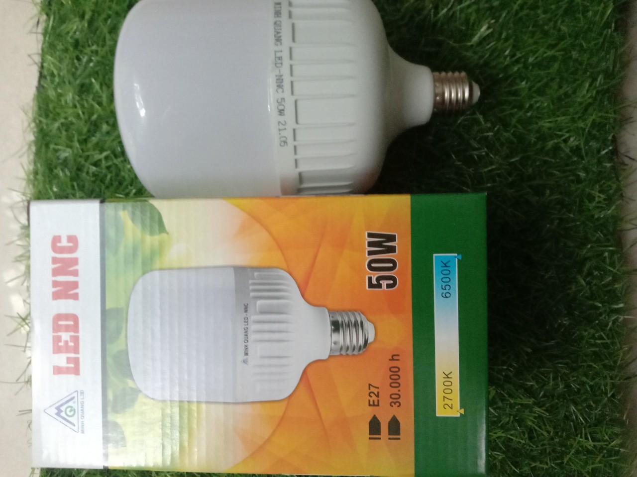 Đèn LED trụ kín nước 50w siêu sáng(đủ wat)