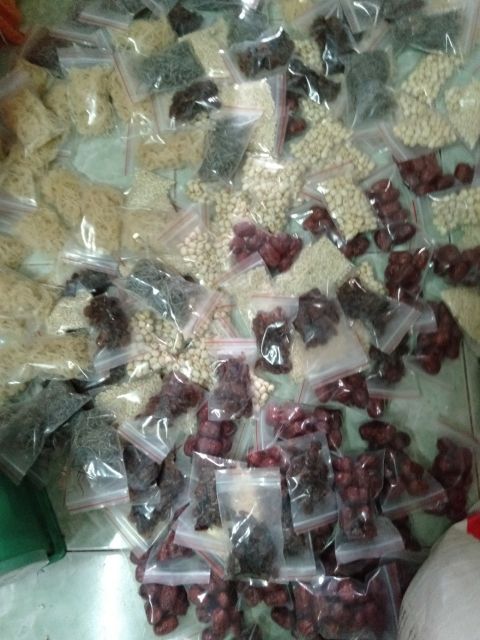 NGUYÊN LIỆU CHÈ SÂM BỔ LƯỢNG