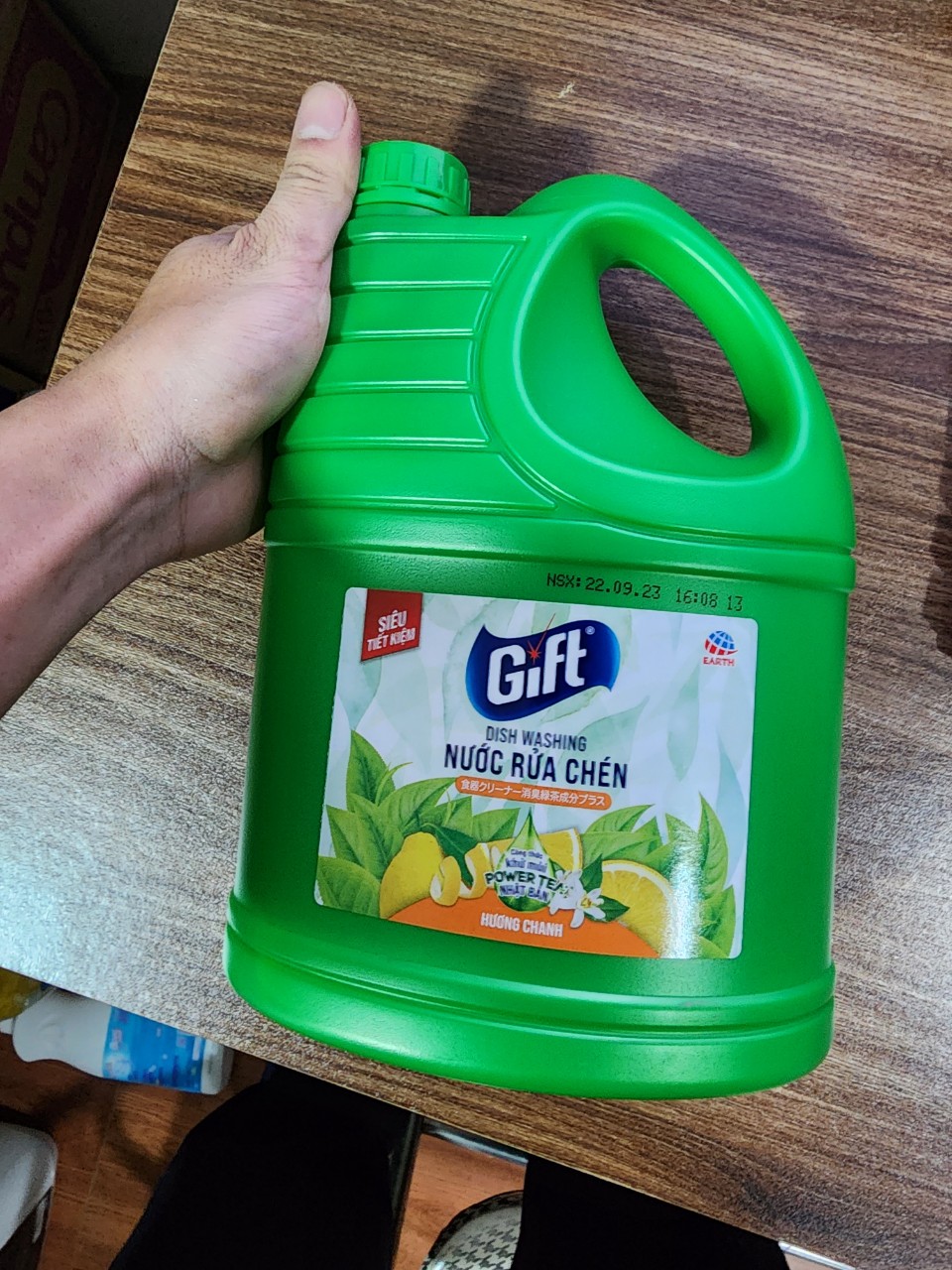 Nước rửa chén bát Gift Can 1.5 kg Hương chanh