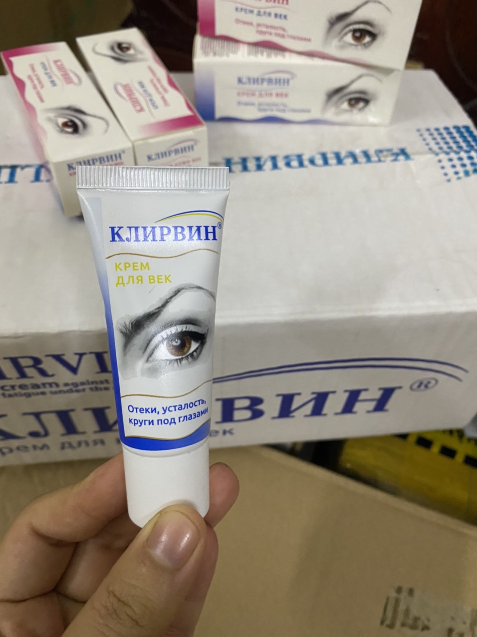 Kem trị thâm mắt Klirvin Nga