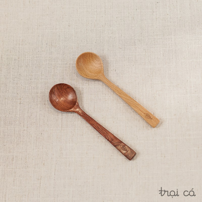 Thìa gỗ tròn to cán ngắn (16cm) gỗ trắc / gỗ beech