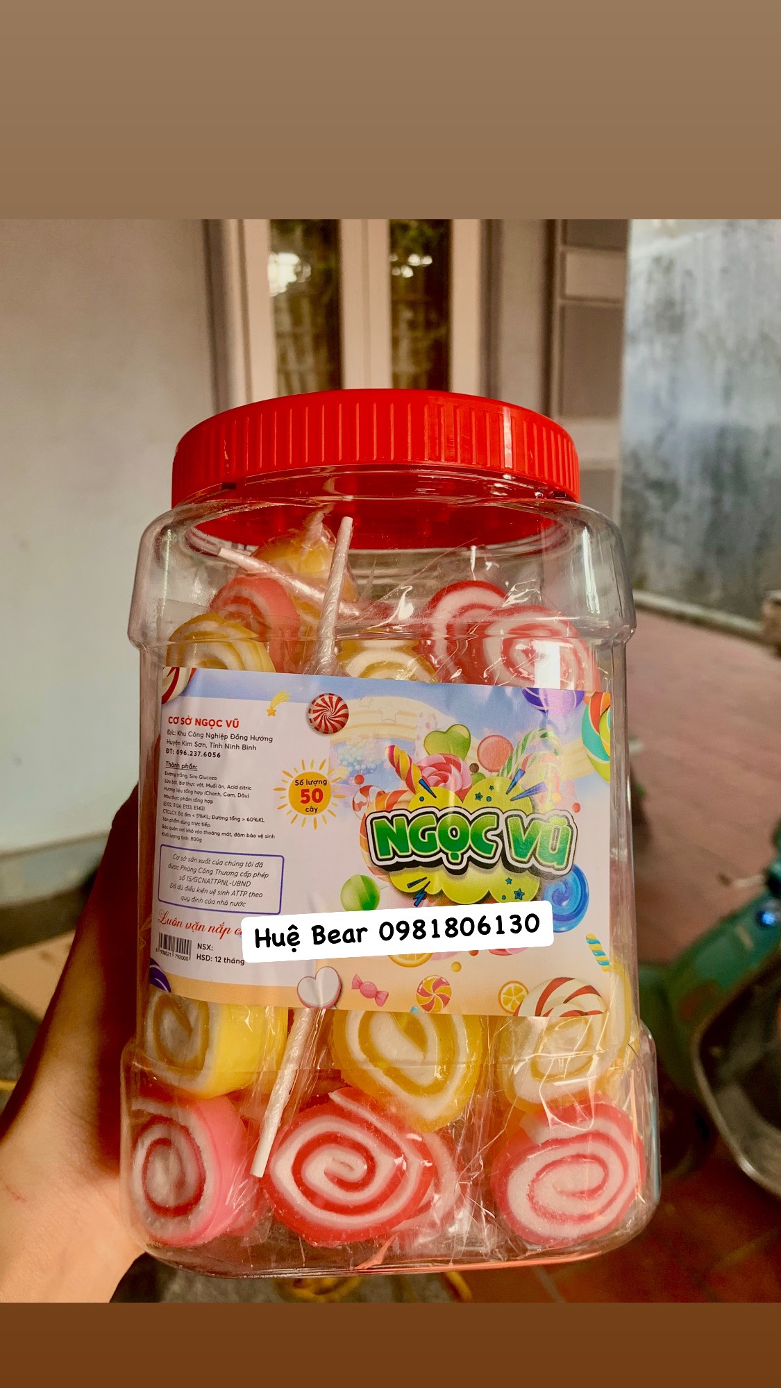 Hot hộp 50que kẹo mút dẻo 2xien