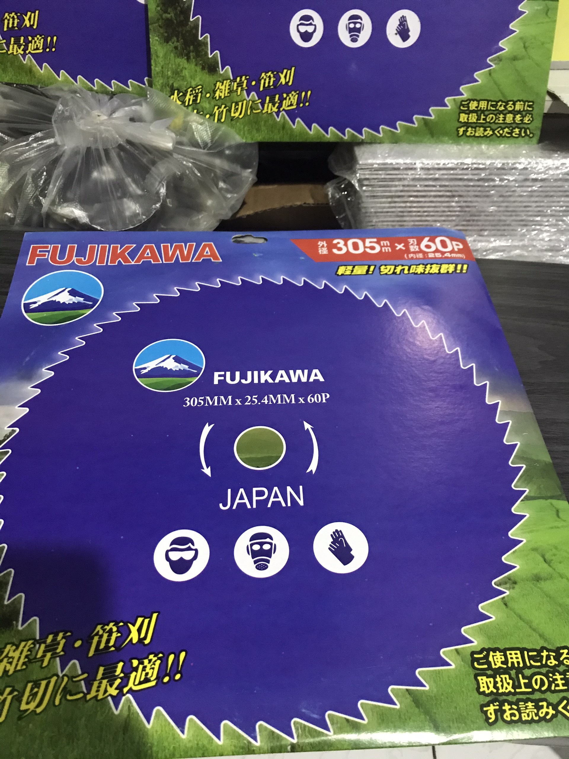 DAO CẮT LÚA, LƯỠI PHÁT CỎ TRÒN MÀU XANH ĐẬM. 305MM