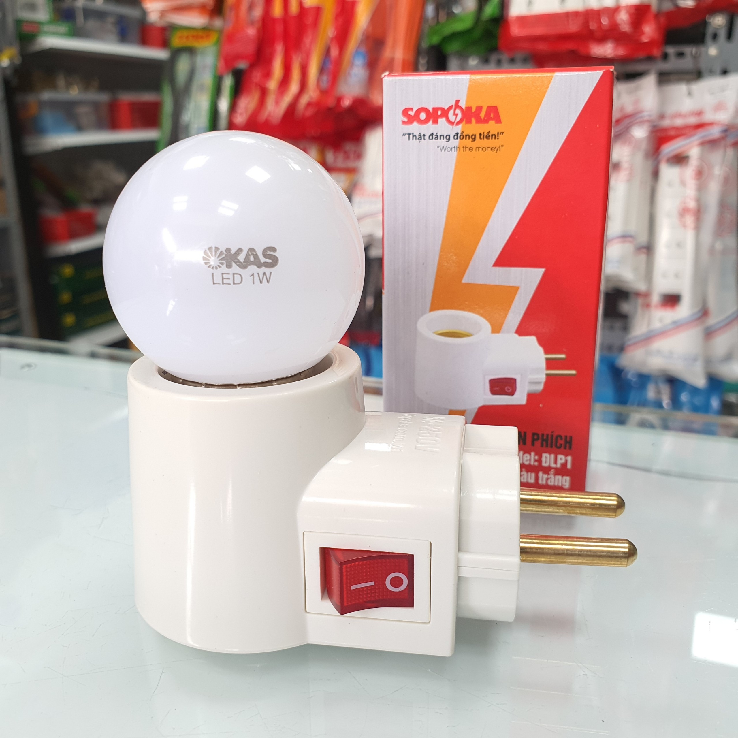 Đui đèn có công tắc liền phích cắm E27 SOPOKA (chỉ đui đèn)