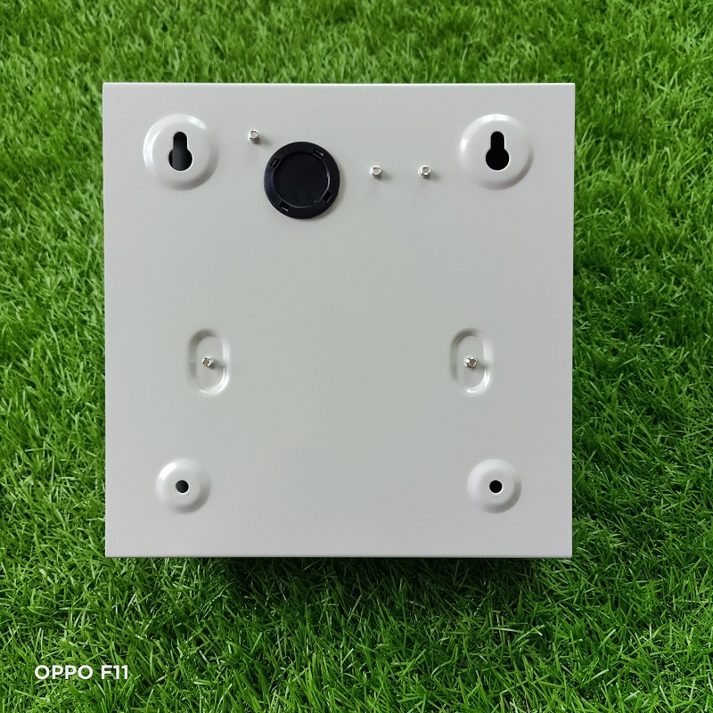 Tủ điện SINO vỏ kim loại EM6PL