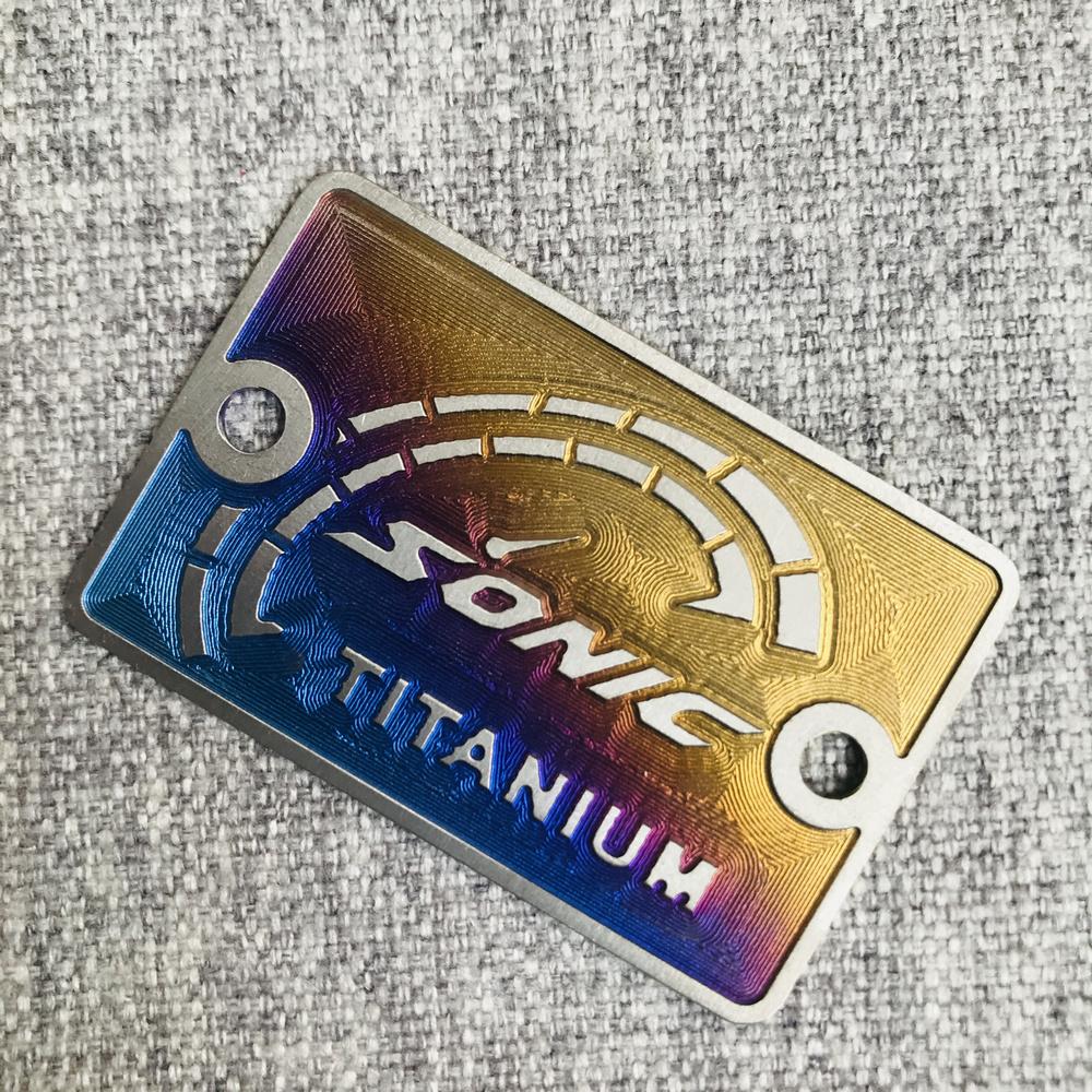 [HCM]TEM TITAN DÁN BÌNH DẦU TRANG TRÍ XE SONIC (TITAN 100%)