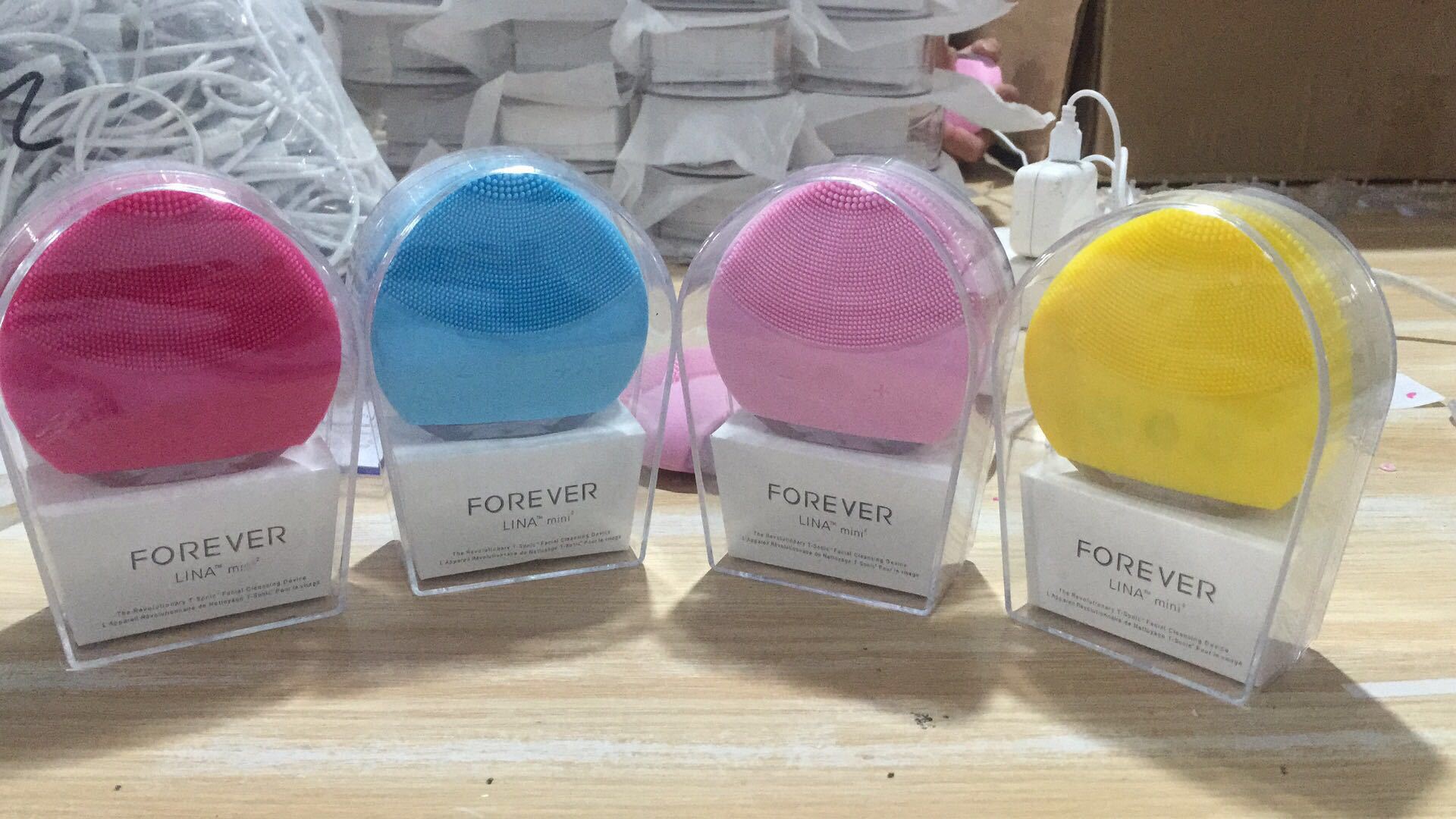 [TRỢ GIÁ] Máy rửa mặt Forever Lina Mini - [Bản Full]