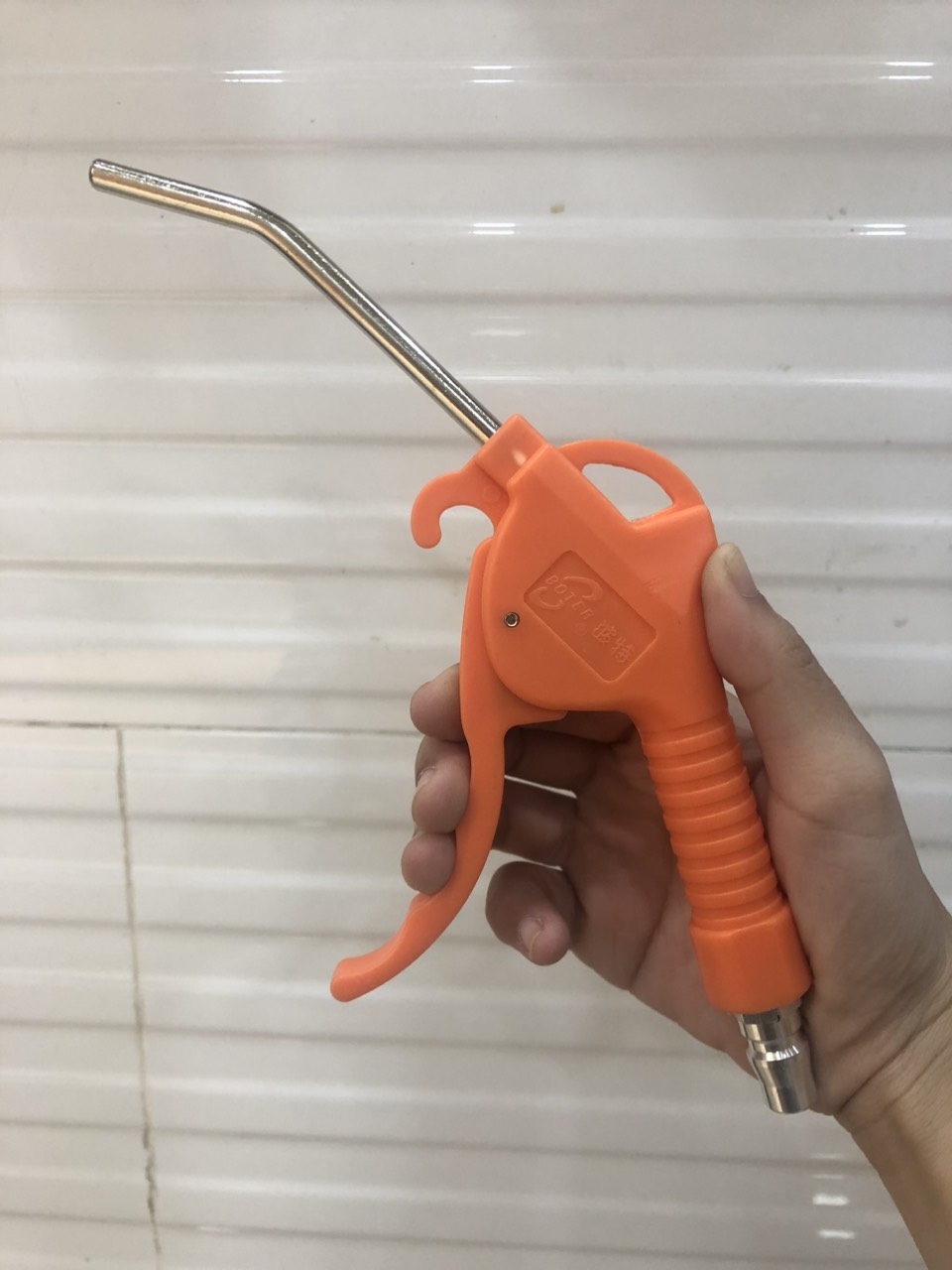 Súng xịt hơi , xịt bui AD-02