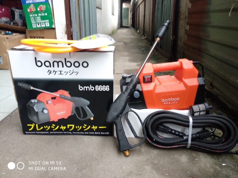Máy Rửa Xe Mini 1800W Bamboo 6666 - Êm - Đầm - Khỏe
