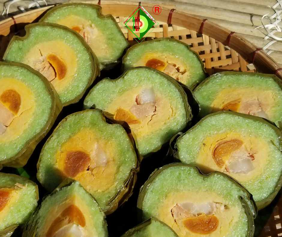 Bánh tét Trà Cuôn Hai Lý Bánh Tét Bồ Ngót Thập Cẩm 900gr Organic Vietnam Origin