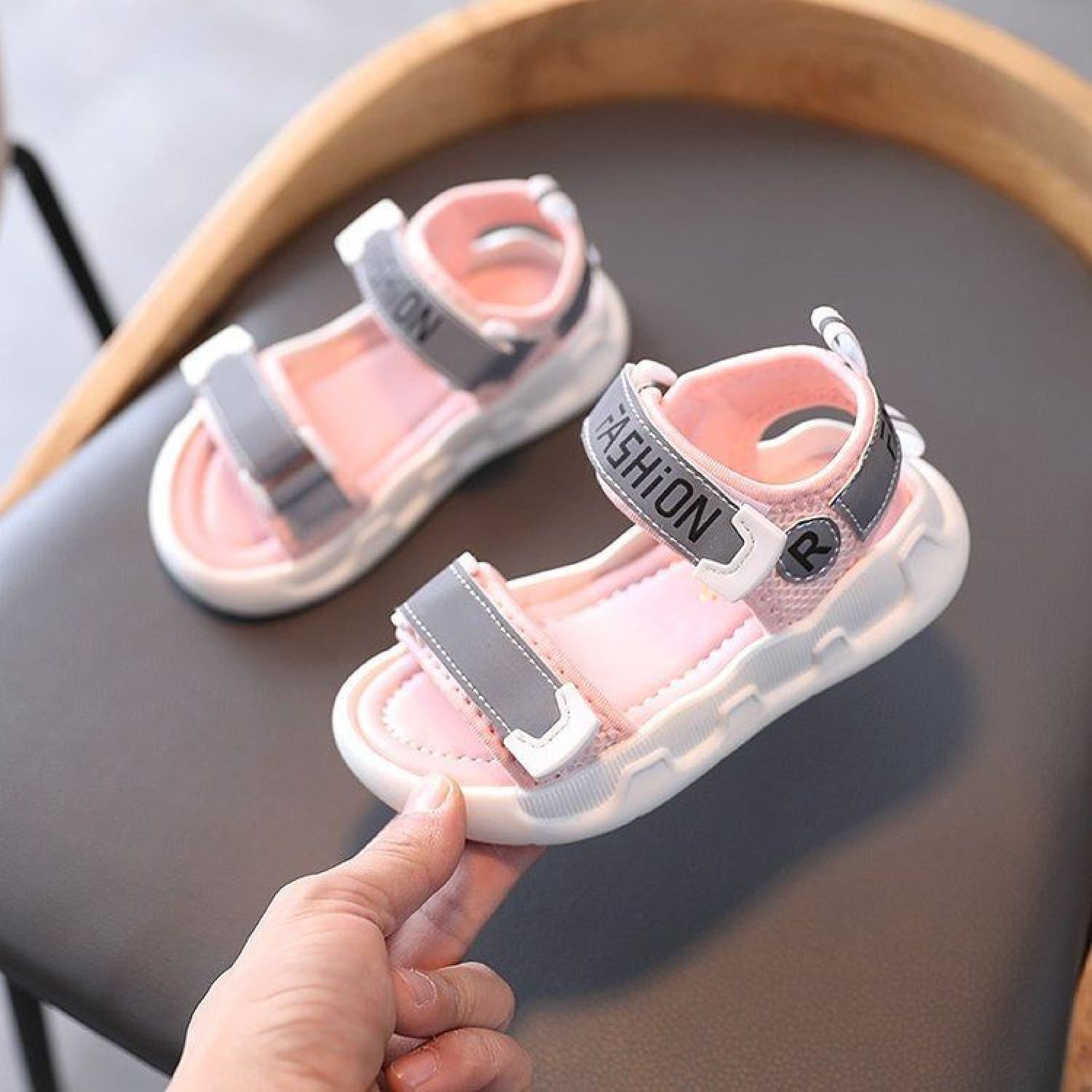 Sandal bé gái sandal bé trai dép trẻ em siêu đẹp đi nhẹ êm chân xuất Hàn SD04