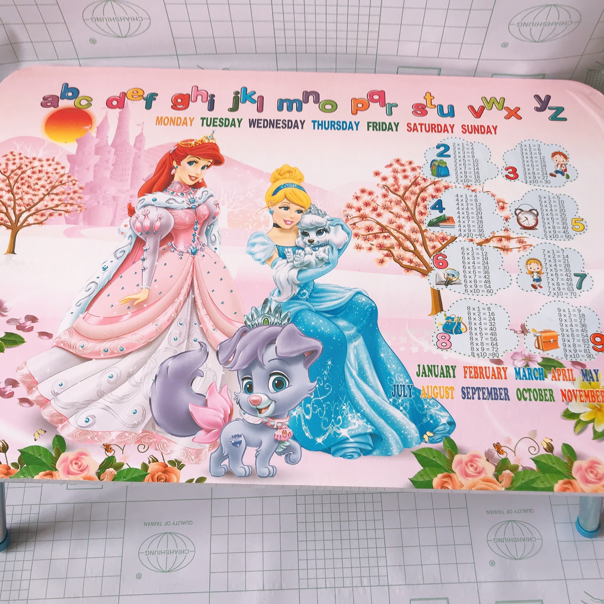 [HCM]Bàn Hình Chân xếp (40*60)